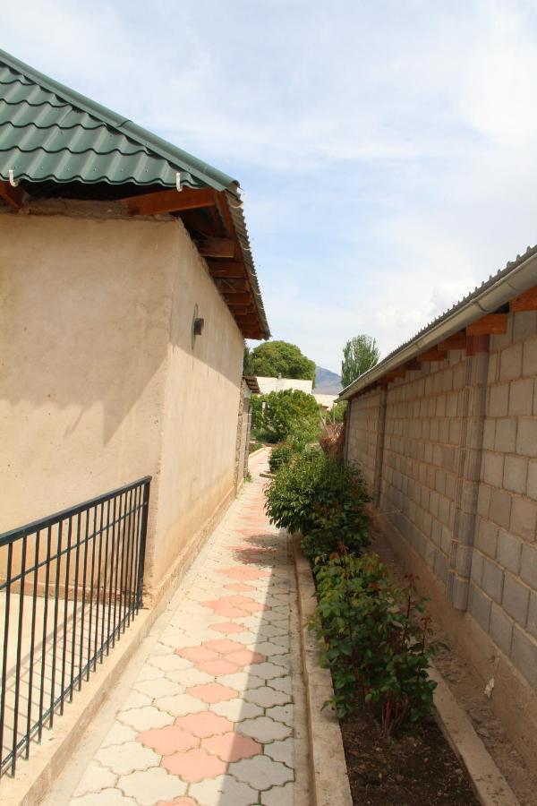 Guest House Semetei Bokonbayevo Extérieur photo